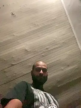 Snapshot of islandvybee55 chatting on March 2026 10:42:02 AM islandvybee55 online show from March 2026 10:42:02 AM