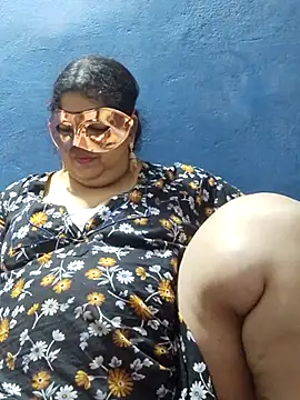 Snapshot of tamilthanushri chatting on February 2025 08:48:02 AM tamilthanushri online show from February 2025 08:48:02 AM