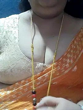 Snapshot of tamilthanushri chatting on October 2025 06:41:02 PM tamilthanushri online show from October 2025 06:41:02 PM