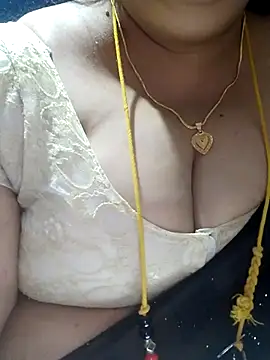 Snapshot of tamilthanushri chatting on November 2025 07:27:01 AM tamilthanushri online show from November 2025 07:27:01 AM