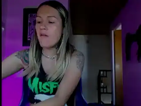 kim jeins11 online show from December 2024 06:39:02 PM