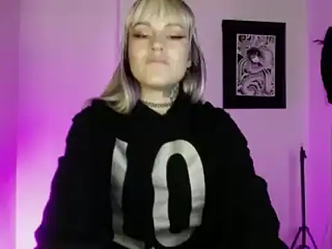 kim jeins11 online show from January 2025 11:14:02 PM