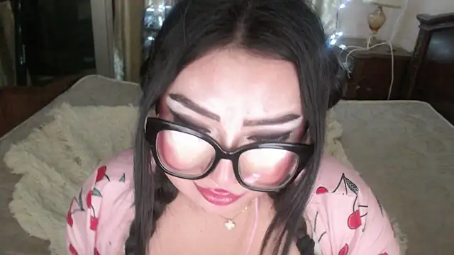 cutie sakura online show from March 2025 05:17:02 PM