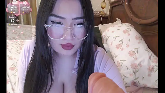 cutie sakura online show from February 2026 11:16:01 AM