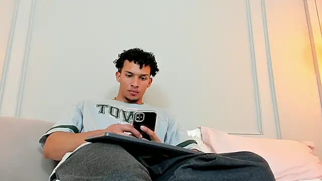 Snapshot of Dominick_star chatting on January 2025 09:27:01 AM Dominick star online show from January 2025 09:27:01 AM