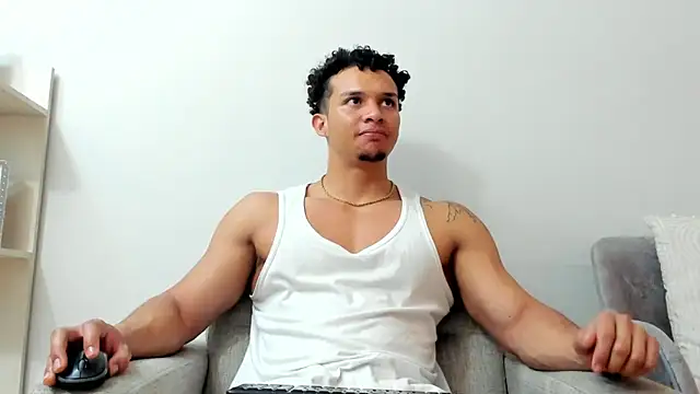 Snapshot of Dominick_star chatting on February 2025 04:27:01 AM Dominick star online show from February 2025 04:27:01 AM