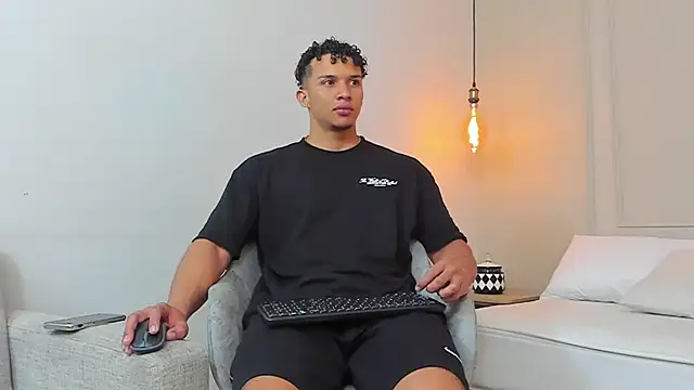 Snapshot of Dominick_star chatting on February 2025 03:26:02 AM Dominick star online show from February 2025 03:26:02 AM