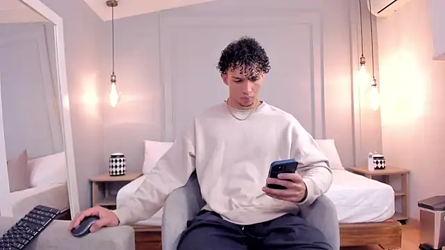 Snapshot of Dominick_star chatting on September 2025 04:49:02 AM Dominick star online show from September 2025 04:49:02 AM