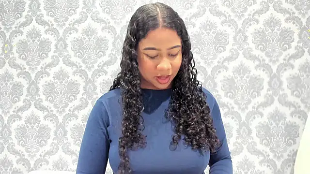 Sofi Fox  online show from December 2025 07:45:02 PM