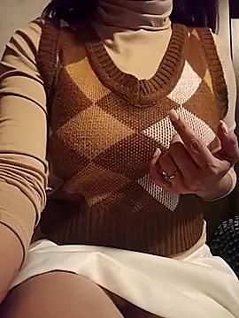 KITTEN-10 online show from November 2025 03:38:01 AM