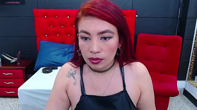 Snapshot of VickyJohnson1 chatting on January 2025 11:54:01 PM VickyJohnson1 online show from January 2025 11:54:01 PM