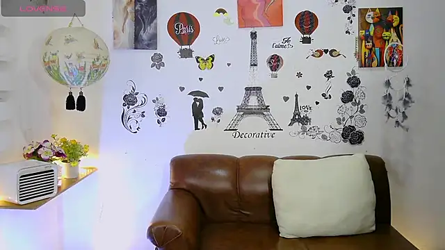 FernandaEloisa online show from February 2025 12:57:02 PM