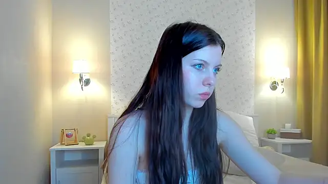 Snapshot of Sandra__Cute chatting on January 2025 02:36:02 PM Sandra Cute online show from January 2025 02:36:02 PM