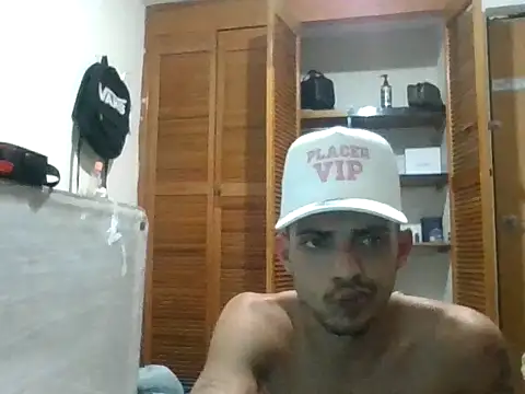 Snapshot of canochvz chatting on January 2026 03:44:02 AM canochvz online show from January 2026 03:44:02 AM