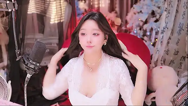 Missy Nana21 online show from December 2025 04:14:01 PM