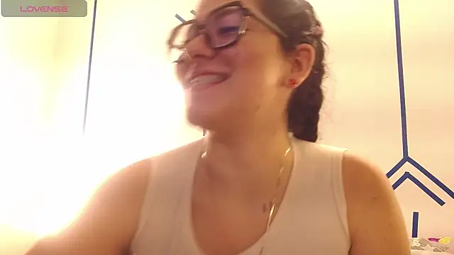 EsmeraldaSantoss online show from December 2024 12:45:02 PM