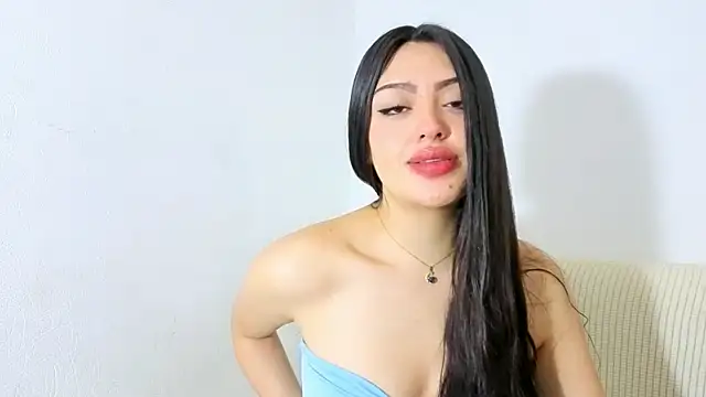 Snapshot of Sweet-Sophiee chatting on October 2025 04:54:01 AM Sweet-Sophiee online show from October 2025 04:54:01 AM