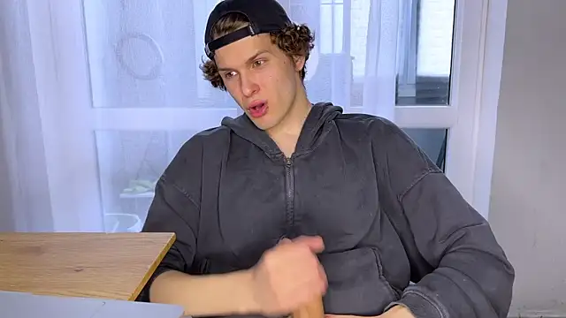 alyx garden online show from April 2026 10:48:01 AM