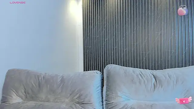 Laurent Williams online show from February 2025 07:45:02 PM