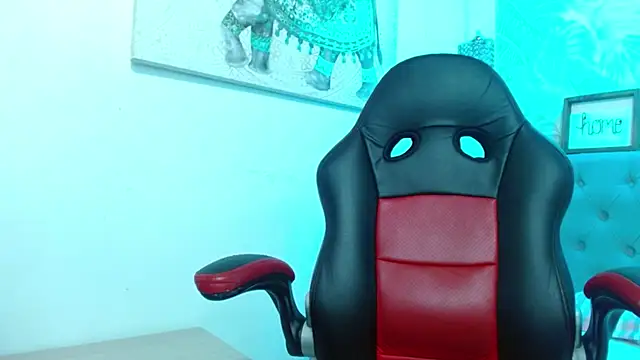 Snapshot of violletha chatting on November 2025 12:29:02 PM violletha online show from November 2025 12:29:02 PM