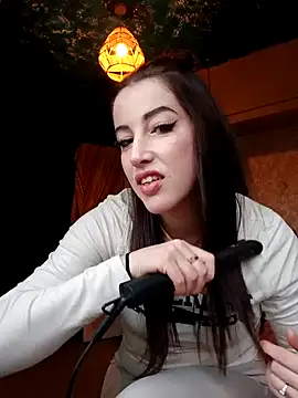 LuLuLover89 online show from December 2024 03:04:02 PM