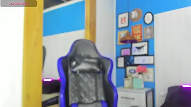 Drake Nassir4 online show from October 2025 09:14:02 PM