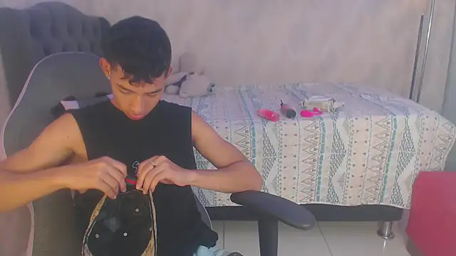 jose sexycumm online show from February 2025 08:08:02 PM