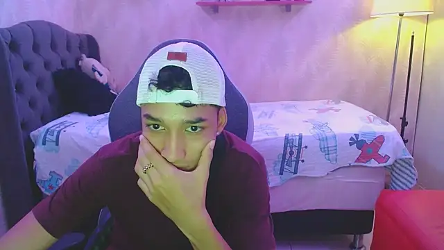 jose sexycumm online show from February 2025 07:19:02 PM