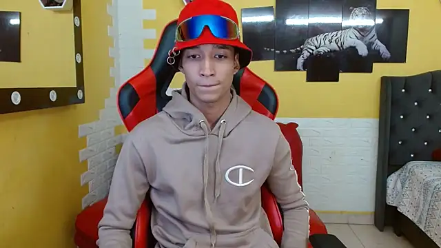 jose sexycumm online show from September 2025 08:42:02 PM