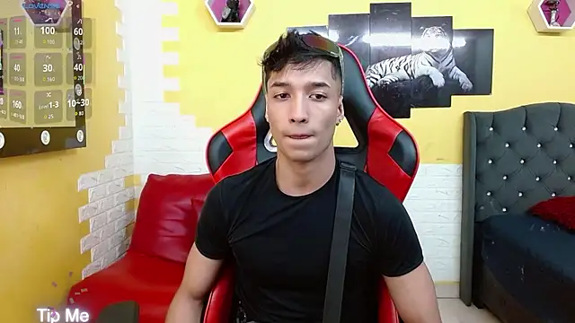 jose sexycumm online show from January 2026 07:37:02 PM