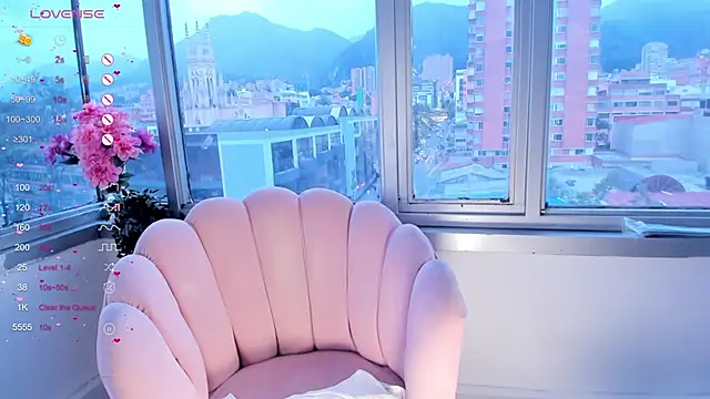 Snapshot of Megan_Lim chatting on December 2024 04:39:01 PM Megan Lim online show from December 2024 04:39:01 PM