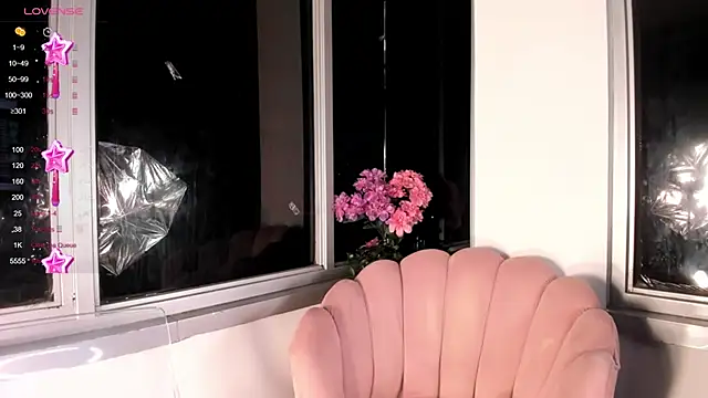 Snapshot of Megan_Lim chatting on January 2025 10:23:02 AM Megan Lim online show from January 2025 10:23:02 AM