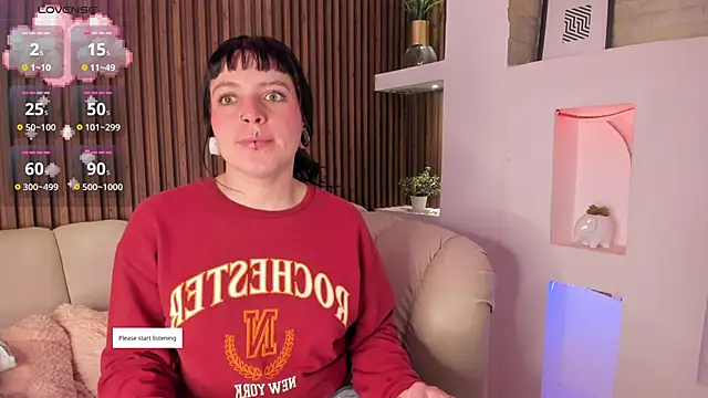 Snapshot of Lucy_Smith2 chatting on September 2025 07:36:02 PM Lucy Smith2 online show from September 2025 07:36:02 PM