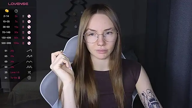 littlevildevil online show from December 2025 10:01:01 AM