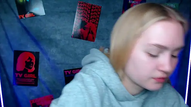 MademoiselleCl online show from October 2025 01:29:01 PM