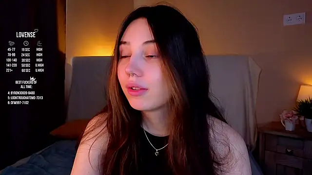Snapshot of GillianDowdey chatting on September 2025 02:47:02 AM GillianDowdey online show from September 2025 02:47:02 AM