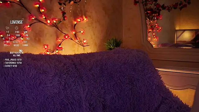 GillianDowdey online show from November 2025 03:05:01 AM