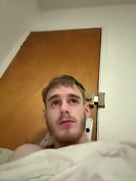 Snapshot of boyfr18 chatting on February 2025 07:51:02 AM boyfr18 online show from February 2025 07:51:02 AM