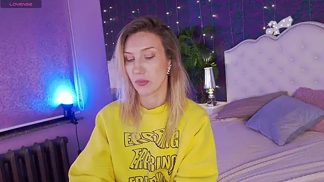 ElizaMayers online show from February 2026 07:17:02 PM