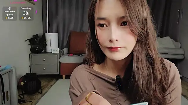 Snapshot of Youth3_ chatting on February 2025 04:37:02 PM Youth3 online show from February 2025 04:37:02 PM