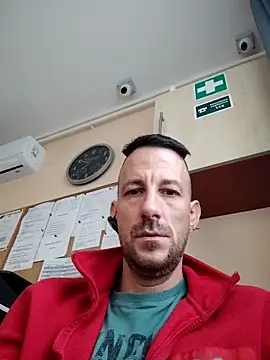 Snapshot of Inkazulu chatting on November 2025 06:48:01 AM Inkazulu online show from November 2025 06:48:01 AM