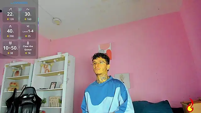 Snapshot of Ian_Castillo_ chatting on November 2025 11:13:02 AM Ian Castillo online show from November 2025 11:13:02 AM