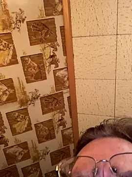 Snapshot of Tonybaloney1972 chatting on September 2025 08:55:02 PM Tonybaloney1972 online show from September 2025 08:55:02 PM