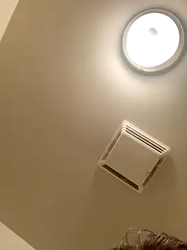 Tonybaloney1972 online show from December 2025 11:35:01 PM