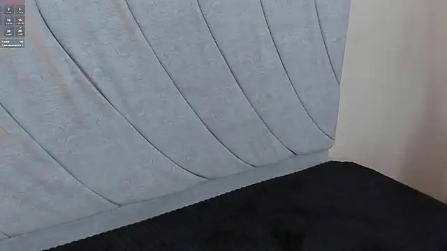 aprildreams19 online show from January 2025 10:46:02 PM