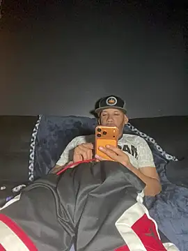 Snapshot of Chico_Bellaco chatting on May 2026 04:18:01 AM Chico Bellaco online show from May 2026 04:18:01 AM