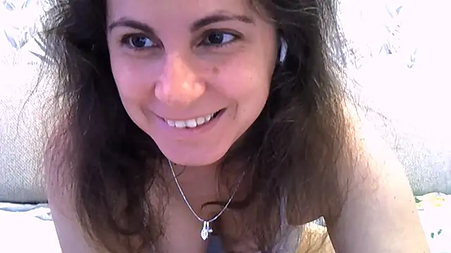 Snapshot of ShelaDiass chatting on September 2025 12:43:02 AM ShelaDiass online show from September 2025 12:43:02 AM