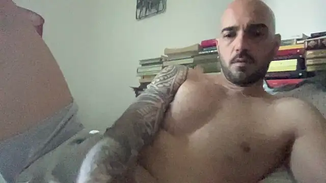 alessandromori91 online show from May 2026 05:58:02 AM
