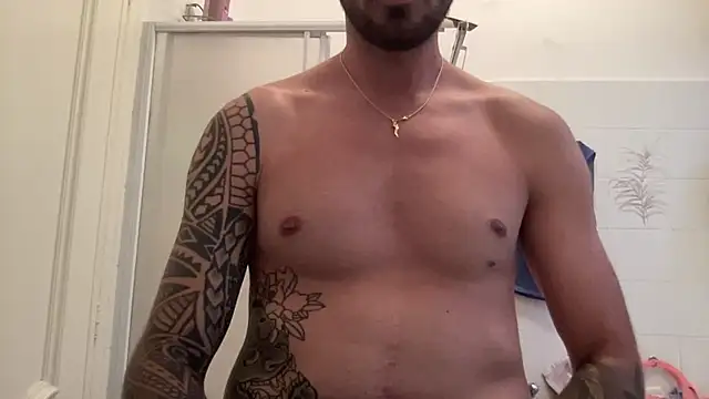 Snapshot of alessandromori91 chatting on June 2026 05:50:02 PM alessandromori91 online show from June 2026 05:50:02 PM