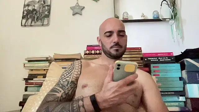 Snapshot of alessandromori91 chatting on June 2026 08:07:01 AM alessandromori91 online show from June 2026 08:07:01 AM